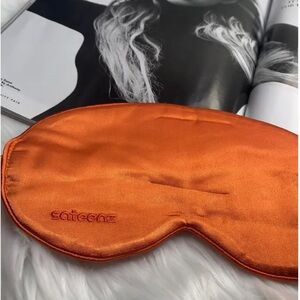 SATIN ORANGE EYE MASK